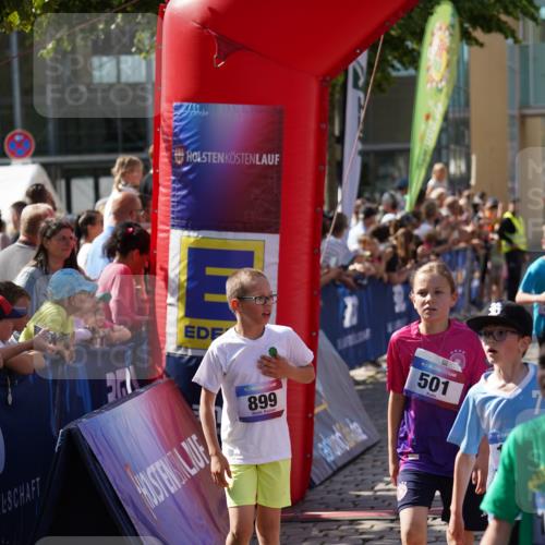 13.06.2025 - Holstenköstenlauf Felixshl http://msf.ph/oto/7926223 13.06.2025 16:36:51 Laufen 21, 25, 58, 61, 154, 381, 501, 517, 522, 523, 632, 777, 789, 793, 899, 1015, 1026, 1131, 1238, 1349, 1353 meine-sportfotos.de