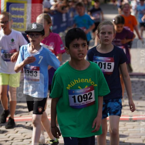 13.06.2025 - Holstenköstenlauf Felixshl http://msf.ph/oto/7926226 13.06.2025 16:36:52 Laufen 21, 25, 58, 61, 154, 381, 501, 517, 522, 523, 632, 777, 789, 793, 899, 1015, 1026, 1131, 1238, 1273, 1349, 1353 meine-sportfotos.de