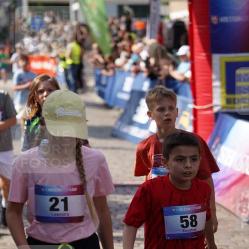 13.06.2025 - Holstenköstenlauf Felixshl http://msf.ph/oto/7926282 13.06.2025 16:37:01 Laufen 25, 380, 386, 793, 908, 917, 1026, 1077, 1131, 1247, 1270, 1273 meine-sportfotos.de