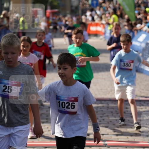 13.06.2025 - Holstenköstenlauf Felixshl http://msf.ph/oto/7926299 13.06.2025 16:37:05 Laufen 380, 386, 508, 511, 906, 908, 917, 1077, 1079, 1247, 1270 meine-sportfotos.de
