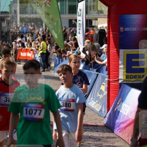 13.06.2025 - Holstenköstenlauf Felixshl http://msf.ph/oto/7926309 13.06.2025 16:37:07 Laufen 148, 375, 380, 386, 508, 511, 906, 908, 917, 1019, 1077, 1079, 1270 meine-sportfotos.de