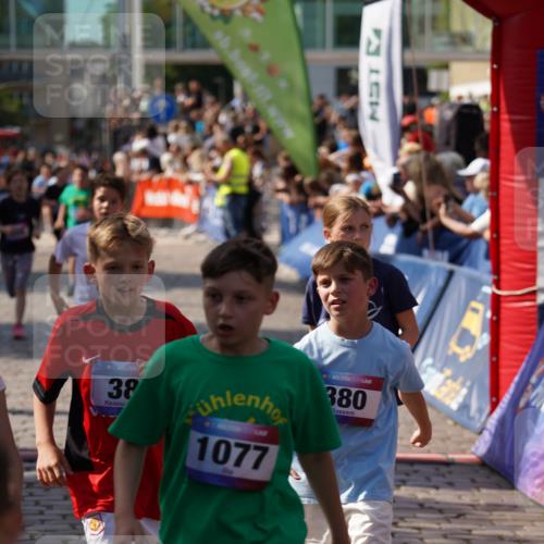 13.06.2025 - Holstenköstenlauf Felixshl http://msf.ph/oto/7926313 13.06.2025 16:37:07 Laufen 148, 375, 380, 386, 508, 511, 906, 908, 917, 1019, 1077, 1079, 1270 meine-sportfotos.de