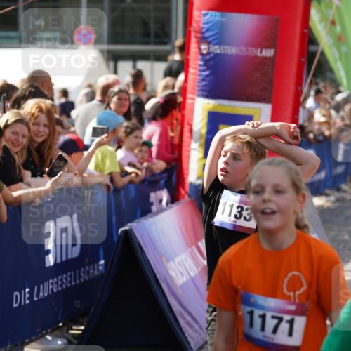 13.06.2025 - Holstenköstenlauf Felixshl http://msf.ph/oto/7926369 13.06.2025 16:37:21 Laufen 1, 369, 379, 506, 512, 647, 657, 796, 923, 1098, 1129, 1170, 1272, 1274 meine-sportfotos.de
