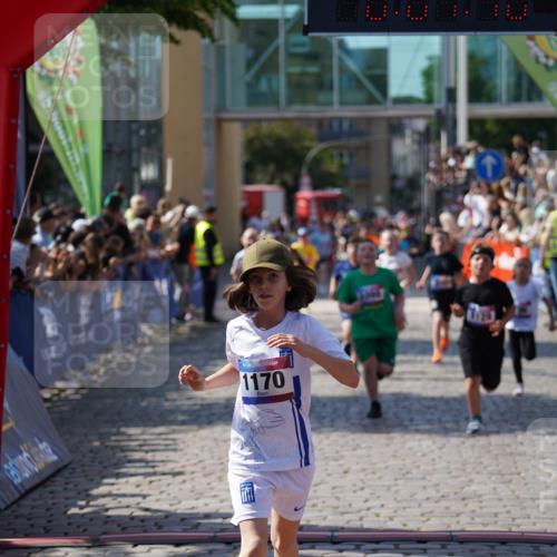 13.06.2025 - Holstenköstenlauf Felixshl http://msf.ph/oto/7926387 13.06.2025 16:37:24 Laufen 1, 369, 506, 512, 647, 649, 657, 787, 796, 923, 1098, 1129, 1170, 1272, 1274, 1821, 1930 meine-sportfotos.de