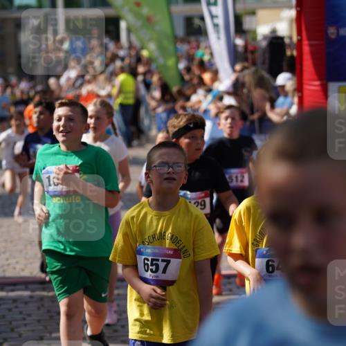13.06.2025 - Holstenköstenlauf Felixshl http://msf.ph/oto/7926412 13.06.2025 16:37:28 Laufen 1, 506, 512, 647, 649, 657, 787, 795, 796, 923, 1098, 1129, 1271, 1272, 1821, 1930 meine-sportfotos.de