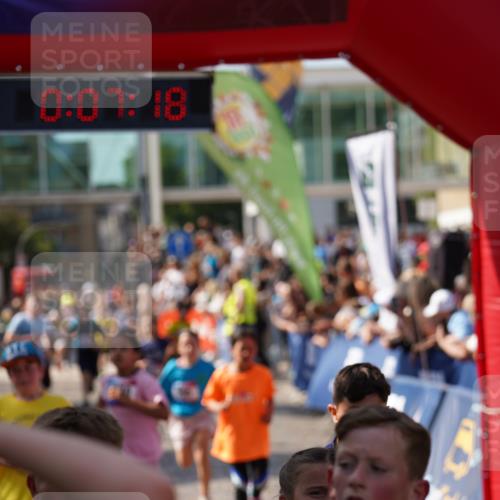 13.06.2025 - Holstenköstenlauf Felixshl http://msf.ph/oto/7926418 13.06.2025 16:37:32 Laufen 1, 149, 390, 504, 506, 512, 532, 649, 656, 767, 787, 795, 900, 901, 923, 1012, 1021, 1080, 1090, 1101, 1271, 1272, 1821, 1930 meine-sportfotos.de