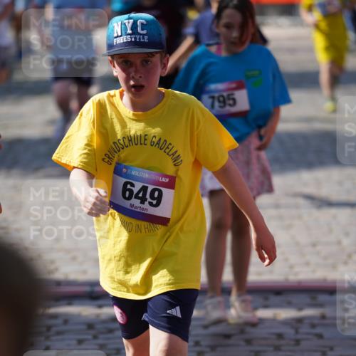 13.06.2025 - Holstenköstenlauf Felixshl http://msf.ph/oto/7926420 13.06.2025 16:37:34 Laufen 149, 370, 390, 504, 532, 640, 649, 656, 767, 776, 787, 795, 900, 901, 1012, 1021, 1022, 1080, 1090, 1101, 1271, 1821, 1862, 1930 meine-sportfotos.de