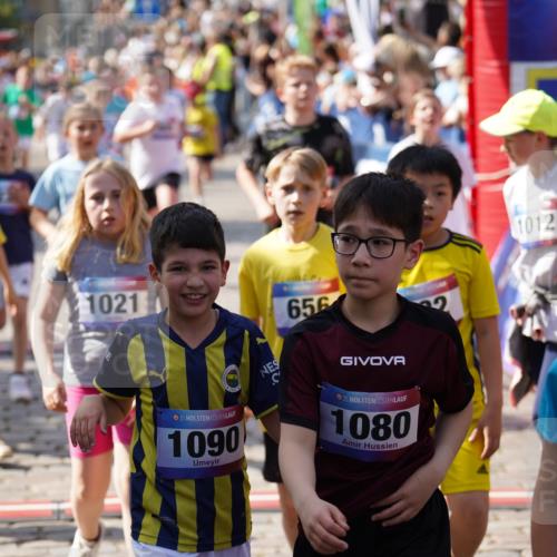 13.06.2025 - Holstenköstenlauf Felixshl http://msf.ph/oto/7926462 13.06.2025 16:37:43 Laufen 116, 132, 236, 238, 251, 370, 509, 516, 633, 640, 645, 656, 759, 762, 773, 776, 786, 905, 1012, 1016, 1021, 1022, 1090, 1101, 1126, 1169, 1267, 1401, 1419, 1836, 1862 meine-sportfotos.de