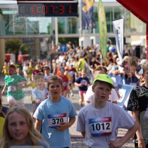 13.06.2025 - Holstenköstenlauf Felixshl http://msf.ph/oto/7926477 13.06.2025 16:37:45 Laufen 116, 132, 236, 238, 251, 370, 509, 516, 633, 637, 640, 645, 759, 762, 773, 776, 786, 905, 1016, 1022, 1126, 1169, 1267, 1401, 1419, 1836, 1862 meine-sportfotos.de