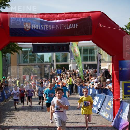 13.06.2025 - Holstenköstenlauf Felixshl http://msf.ph/oto/7926572 13.06.2025 16:38:08 Laufen 373, 513, 658, 763, 785, 788, 790, 910, 913, 915, 919, 1023, 1102, 1168, 1172, 1854 meine-sportfotos.de