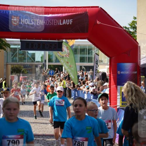 13.06.2025 - Holstenköstenlauf Felixshl http://msf.ph/oto/7926595 13.06.2025 16:38:14 Laufen 24, 232, 245, 250, 252, 373, 377, 513, 763, 785, 788, 910, 913, 915, 919, 1010, 1087, 1102, 1168, 1172, 1854 meine-sportfotos.de