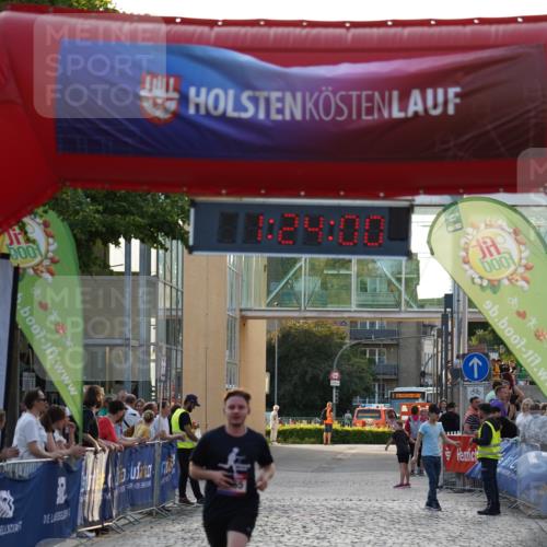 13.06.2025 - Holstenköstenlauf Felixshl http://msf.ph/oto/7926648 13.06.2025 20:23:59 Laufen 2565 meine-sportfotos.de