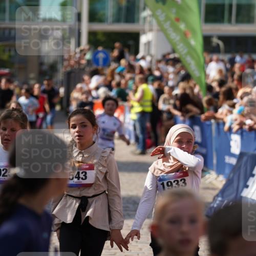 13.06.2025 - Holstenköstenlauf Felixshl http://msf.ph/oto/7926666 13.06.2025 16:38:36 Laufen 243, 247, 519, 766, 779, 907, 924, 1025, 1096, 1340, 1404, 1933 meine-sportfotos.de