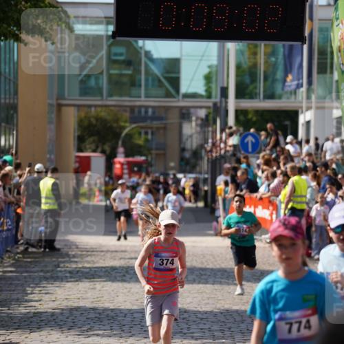 13.06.2025 - Holstenköstenlauf Felixshl http://msf.ph/oto/7926787 13.06.2025 16:39:16 Laufen 368, 372, 374, 514, 774 meine-sportfotos.de