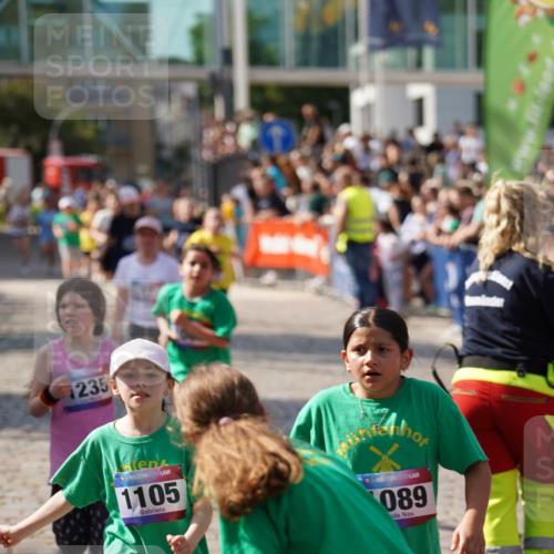 13.06.2025 - Holstenköstenlauf Felixshl http://msf.ph/oto/7926820 13.06.2025 16:39:33 Laufen 37, 524, 530, 642, 651, 909, 1085, 1089, 1104, 1105, 1235 meine-sportfotos.de