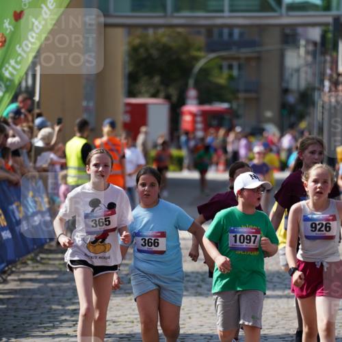 13.06.2025 - Holstenköstenlauf Felixshl http://msf.ph/oto/7926841 13.06.2025 16:39:44 Laufen 133, 140, 365, 366, 530, 641, 648, 650, 778, 909, 926, 1097 meine-sportfotos.de