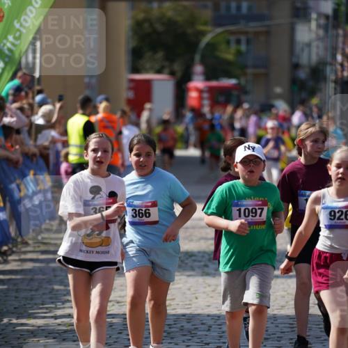 13.06.2025 - Holstenköstenlauf Felixshl http://msf.ph/oto/7926844 13.06.2025 16:39:45 Laufen 133, 140, 365, 366, 641, 648, 650, 778, 909, 926, 1097, 1357 meine-sportfotos.de