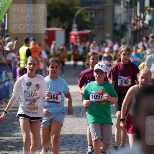 13.06.2025 - Holstenköstenlauf Felixshl http://msf.ph/oto/7926847 13.06.2025 16:39:45 Laufen 133, 140, 365, 366, 641, 648, 650, 778, 909, 926, 1097, 1357 meine-sportfotos.de