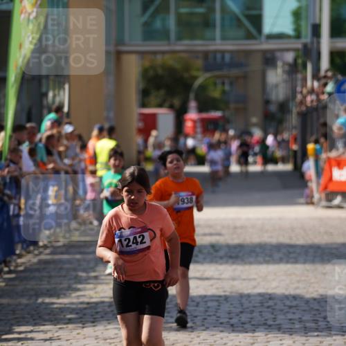 13.06.2025 - Holstenköstenlauf Felixshl http://msf.ph/oto/7926877 13.06.2025 16:40:03 Laufen 531, 655, 1093, 1242, 1938 meine-sportfotos.de