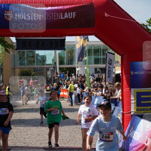 13.06.2025 - Holstenköstenlauf Felixshl http://msf.ph/oto/7926903 13.06.2025 16:40:25 Laufen 246, 505, 922, 1078, 1086 meine-sportfotos.de