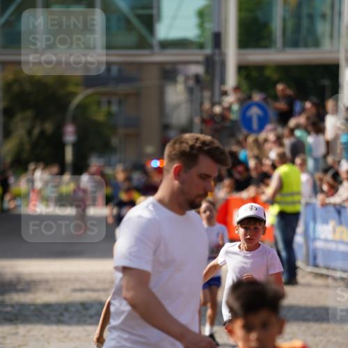 13.06.2025 - Holstenköstenlauf Felixshl http://msf.ph/oto/7926963 13.06.2025 16:50:21 Laufen 28, 102, 130, 409, 553, 929, 1033 meine-sportfotos.de