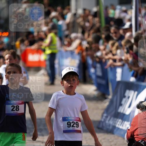 13.06.2025 - Holstenköstenlauf Felixshl http://msf.ph/oto/7926965 13.06.2025 16:50:22 Laufen 28, 102, 130, 409, 553, 659, 929, 1875 meine-sportfotos.de