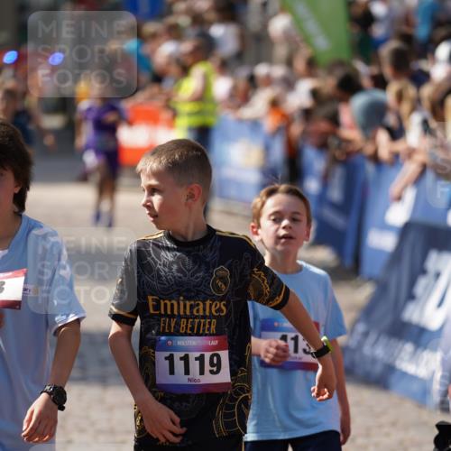 13.06.2025 - Holstenköstenlauf Felixshl http://msf.ph/oto/7926998 13.06.2025 16:50:42 Laufen 22, 263, 407, 408, 411, 413, 818, 1119, 1123, 1409, 1802, 1848, 1919 meine-sportfotos.de