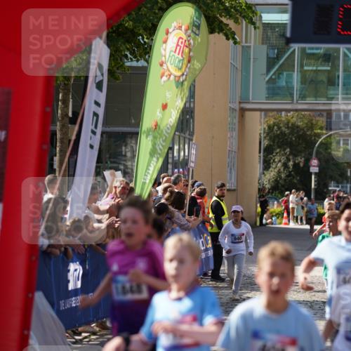 13.06.2025 - Holstenköstenlauf Felixshl http://msf.ph/oto/7927016 13.06.2025 16:50:50 Laufen 22, 270, 407, 408, 818, 940, 1117, 1123, 1363, 1409, 1802, 1830, 1848, 1919 meine-sportfotos.de