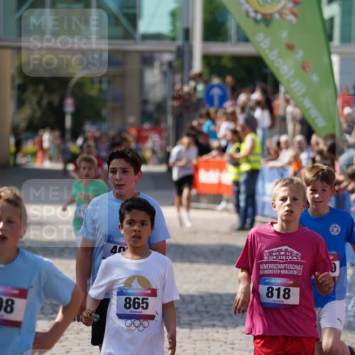 13.06.2025 - Holstenköstenlauf Felixshl http://msf.ph/oto/7927018 13.06.2025 16:50:51 Laufen 270, 407, 408, 818, 940, 1117, 1123, 1363, 1409, 1830, 1848 meine-sportfotos.de