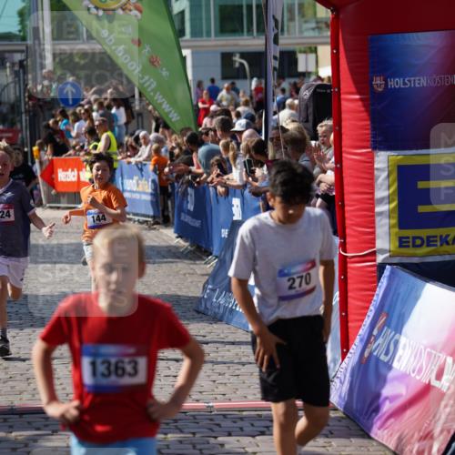 13.06.2025 - Holstenköstenlauf Felixshl http://msf.ph/oto/7927031 13.06.2025 16:50:59 Laufen 57, 100, 144, 260, 270, 935, 940, 1124, 1261, 1363, 1431 meine-sportfotos.de