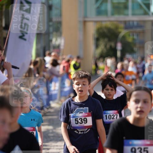 13.06.2025 - Holstenköstenlauf Felixshl http://msf.ph/oto/7927055 13.06.2025 16:51:10 Laufen 91, 396, 402, 414, 416, 534, 539, 552, 799, 933, 935, 1027, 1030, 1036, 1112, 1120, 1258, 1431, 1818 meine-sportfotos.de