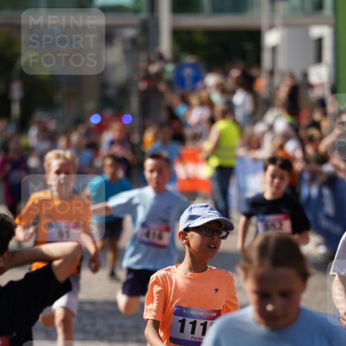 13.06.2025 - Holstenköstenlauf Felixshl http://msf.ph/oto/7927063 13.06.2025 16:51:13 Laufen 56, 91, 396, 414, 416, 534, 552, 799, 933, 1027, 1030, 1112, 1258, 1407, 1430, 1818, 1927 meine-sportfotos.de