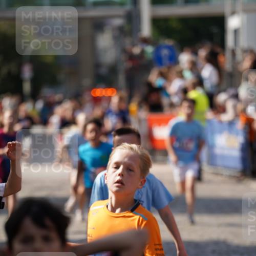 13.06.2025 - Holstenköstenlauf Felixshl http://msf.ph/oto/7927067 13.06.2025 16:51:14 Laufen 56, 91, 396, 414, 416, 534, 552, 799, 804, 933, 1030, 1112, 1258, 1259, 1407, 1430, 1927 meine-sportfotos.de