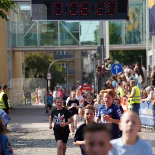13.06.2025 - Holstenköstenlauf Felixshl http://msf.ph/oto/7927078 13.06.2025 16:51:19 Laufen 56, 396, 414, 534, 799, 804, 932, 939, 1029, 1259, 1407, 1430, 1809, 1927 meine-sportfotos.de