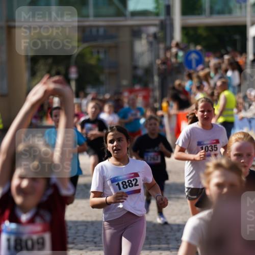 13.06.2025 - Holstenköstenlauf Felixshl http://msf.ph/oto/7927099 13.06.2025 16:51:28 Laufen 69, 136, 398, 806, 810, 932, 939, 1029, 1035, 1262, 1807, 1809, 1882 meine-sportfotos.de