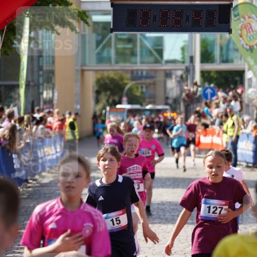 13.06.2025 - Holstenköstenlauf Felixshl http://msf.ph/oto/7927122 13.06.2025 16:51:40 Laufen 15, 27, 51, 127, 128, 259, 398, 544, 662, 812, 813, 937, 1166, 1167, 1824 meine-sportfotos.de