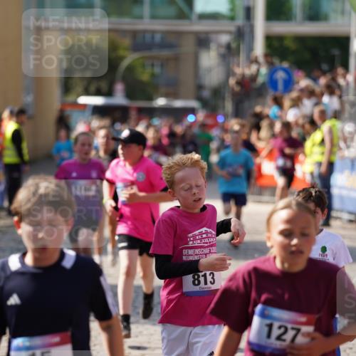 13.06.2025 - Holstenköstenlauf Felixshl http://msf.ph/oto/7927123 13.06.2025 16:51:41 Laufen 15, 27, 51, 127, 128, 137, 259, 406, 544, 662, 812, 813, 937, 1166, 1167, 1824, 1860 meine-sportfotos.de