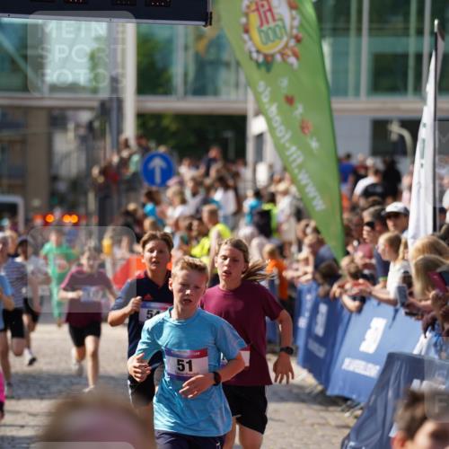 13.06.2025 - Holstenköstenlauf Felixshl http://msf.ph/oto/7927134 13.06.2025 16:51:45 Laufen 27, 51, 128, 137, 146, 406, 541, 544, 807, 812, 1028, 1166, 1167, 1824, 1860 meine-sportfotos.de