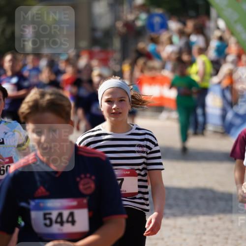 13.06.2025 - Holstenköstenlauf Felixshl http://msf.ph/oto/7927144 13.06.2025 16:51:50 Laufen 27, 128, 137, 146, 406, 541, 544, 807, 812, 815, 1028, 1032, 1113, 1164, 1260, 1371, 1860 meine-sportfotos.de