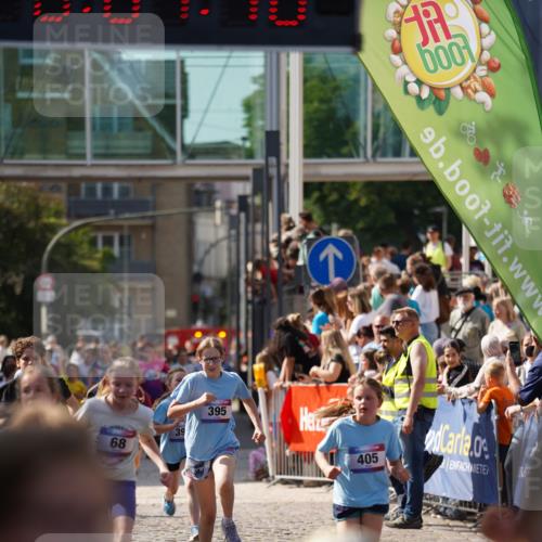 13.06.2025 - Holstenköstenlauf Felixshl http://msf.ph/oto/7927179 13.06.2025 16:52:10 Laufen 68, 395, 397, 400, 405, 798, 814, 1040, 1109, 1111, 1883 meine-sportfotos.de