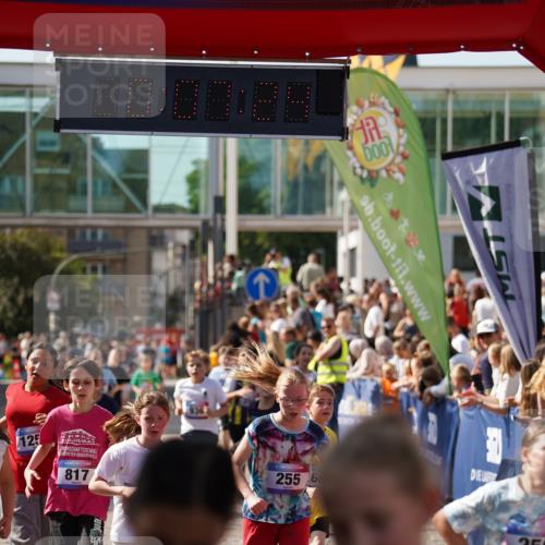 13.06.2025 - Holstenköstenlauf Felixshl http://msf.ph/oto/7927199 13.06.2025 16:52:23 Laufen 126, 255, 256, 262, 266, 394, 412, 540, 549, 660, 809, 817, 927, 930, 936, 1250, 1266 meine-sportfotos.de