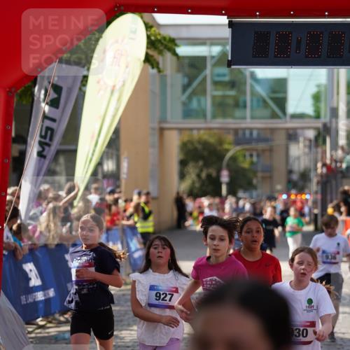 13.06.2025 - Holstenköstenlauf Felixshl http://msf.ph/oto/7927203 13.06.2025 16:52:24 Laufen 126, 255, 256, 262, 266, 394, 412, 540, 549, 660, 809, 817, 927, 930, 936, 1250, 1266 meine-sportfotos.de