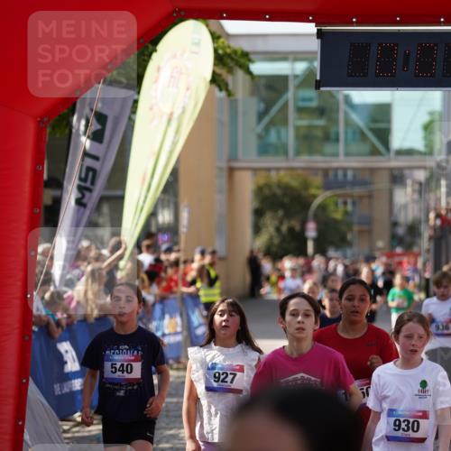 13.06.2025 - Holstenköstenlauf Felixshl http://msf.ph/oto/7927204 13.06.2025 16:52:24 Laufen 126, 255, 256, 262, 266, 394, 412, 540, 549, 660, 809, 817, 927, 930, 936, 1250, 1266 meine-sportfotos.de