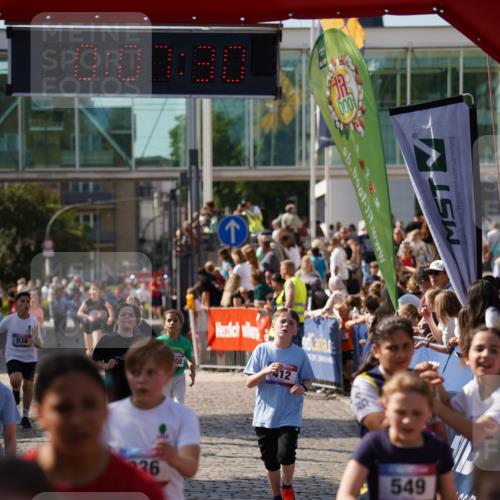13.06.2025 - Holstenköstenlauf Felixshl http://msf.ph/oto/7927219 13.06.2025 16:52:29 Laufen 262, 266, 394, 412, 549, 555, 936, 938, 1108, 1263, 1266 meine-sportfotos.de