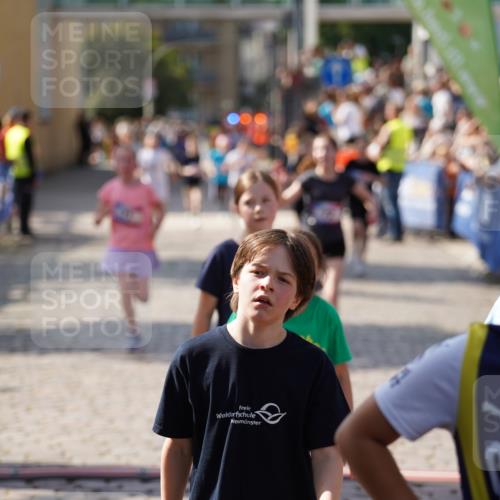 13.06.2025 - Holstenköstenlauf Felixshl http://msf.ph/oto/7927237 13.06.2025 16:52:36 Laufen 71, 72, 535, 538, 555, 800, 938, 1108, 1263 meine-sportfotos.de
