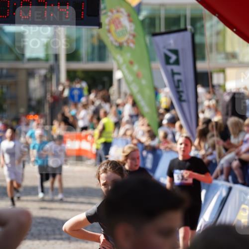 13.06.2025 - Holstenköstenlauf Felixshl http://msf.ph/oto/7927249 13.06.2025 16:52:40 Laufen 71, 72, 257, 403, 535, 538, 542, 797, 800, 803, 1253 meine-sportfotos.de