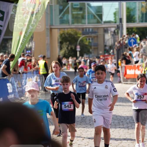 13.06.2025 - Holstenköstenlauf Felixshl http://msf.ph/oto/7927259 13.06.2025 16:52:45 Laufen 257, 403, 535, 538, 542, 797, 800, 803, 816, 1253 meine-sportfotos.de