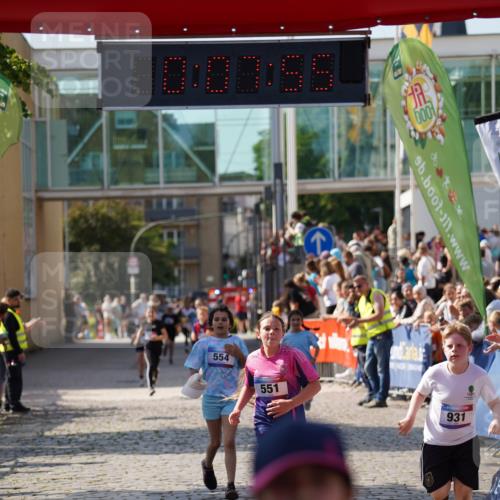 13.06.2025 - Holstenköstenlauf Felixshl http://msf.ph/oto/7927276 13.06.2025 16:52:54 Laufen 551, 554, 816, 931, 1254, 1257 meine-sportfotos.de