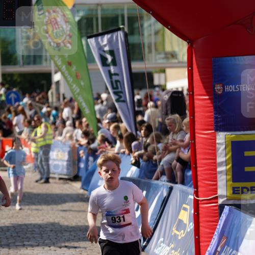 13.06.2025 - Holstenköstenlauf Felixshl http://msf.ph/oto/7927282 13.06.2025 16:52:55 Laufen 551, 554, 931, 1254, 1257 meine-sportfotos.de