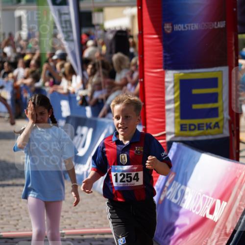 13.06.2025 - Holstenköstenlauf Felixshl http://msf.ph/oto/7927302 13.06.2025 16:53:02 Laufen 88, 258, 554, 808, 1254, 1257, 1835 meine-sportfotos.de